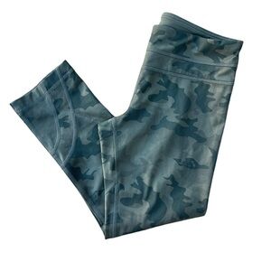 Lululemon Run Inspire Crop II Luxtreme Size 6